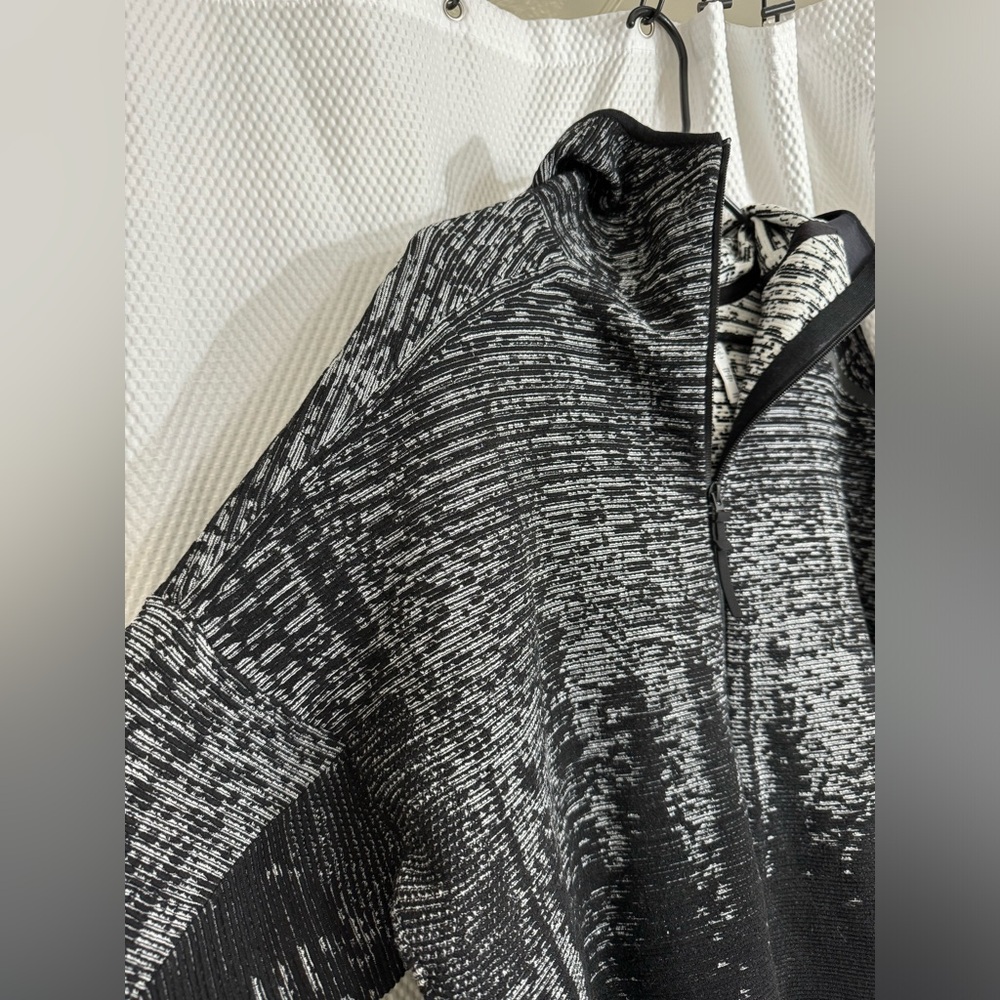 Adidas jacket - Picture 3 of 14